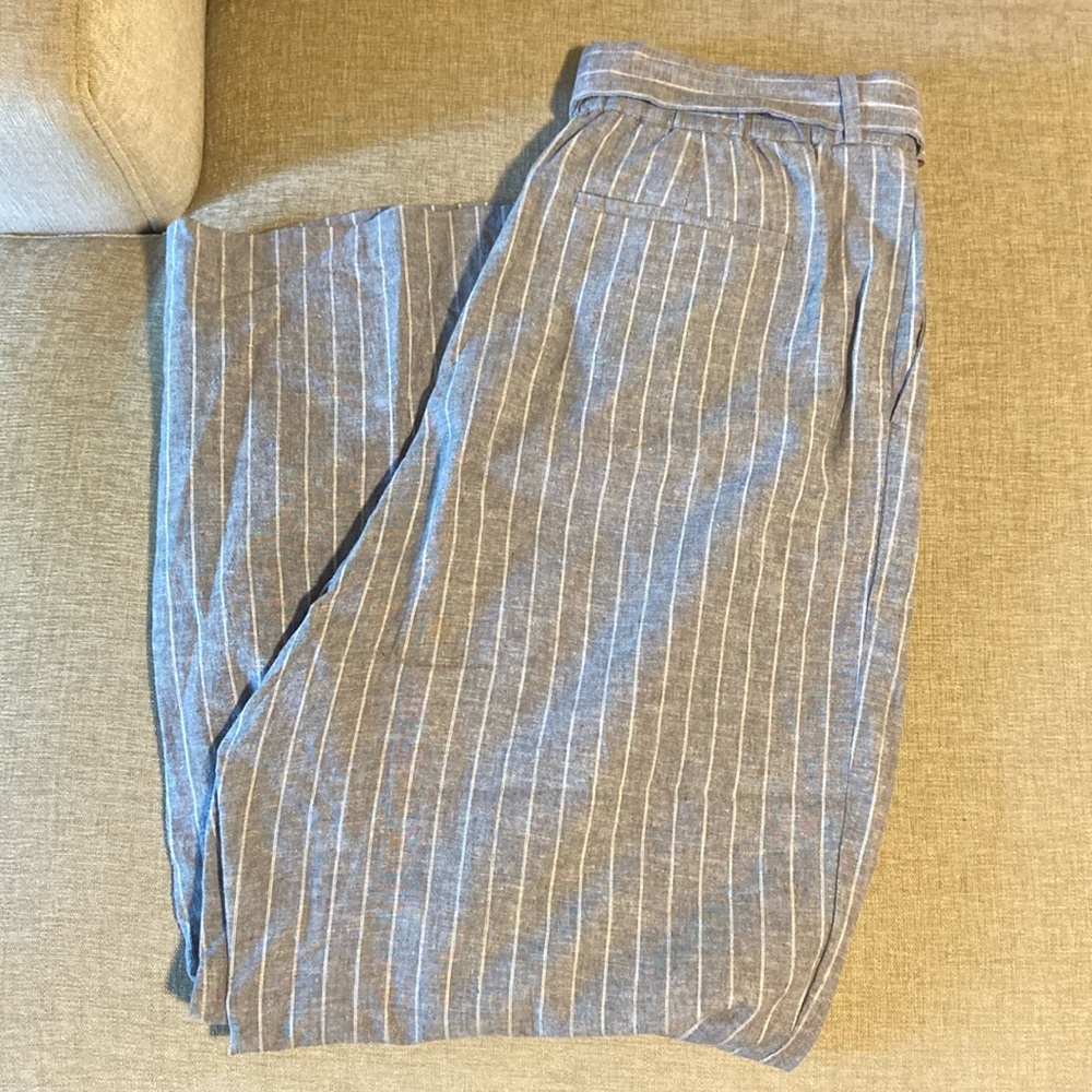 Wide leg paperbag gray linen Uniqlo trousers